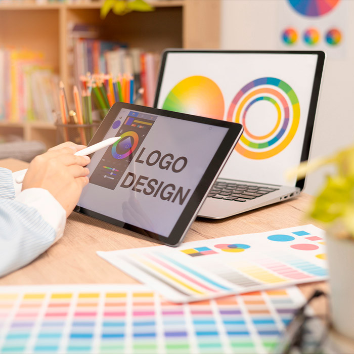 Création d'affiches graphiques